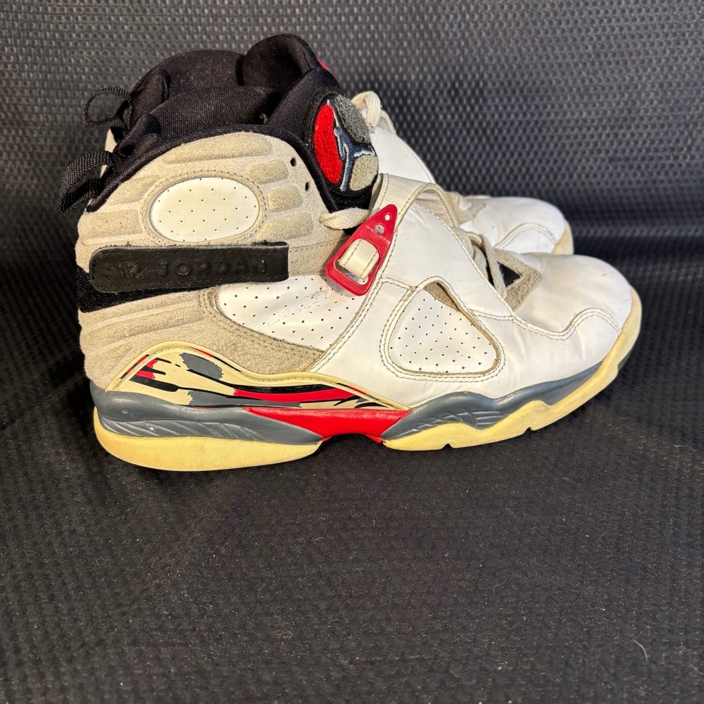 Jordan 8 Retro Bugs Bunny 2013 Size 9.5